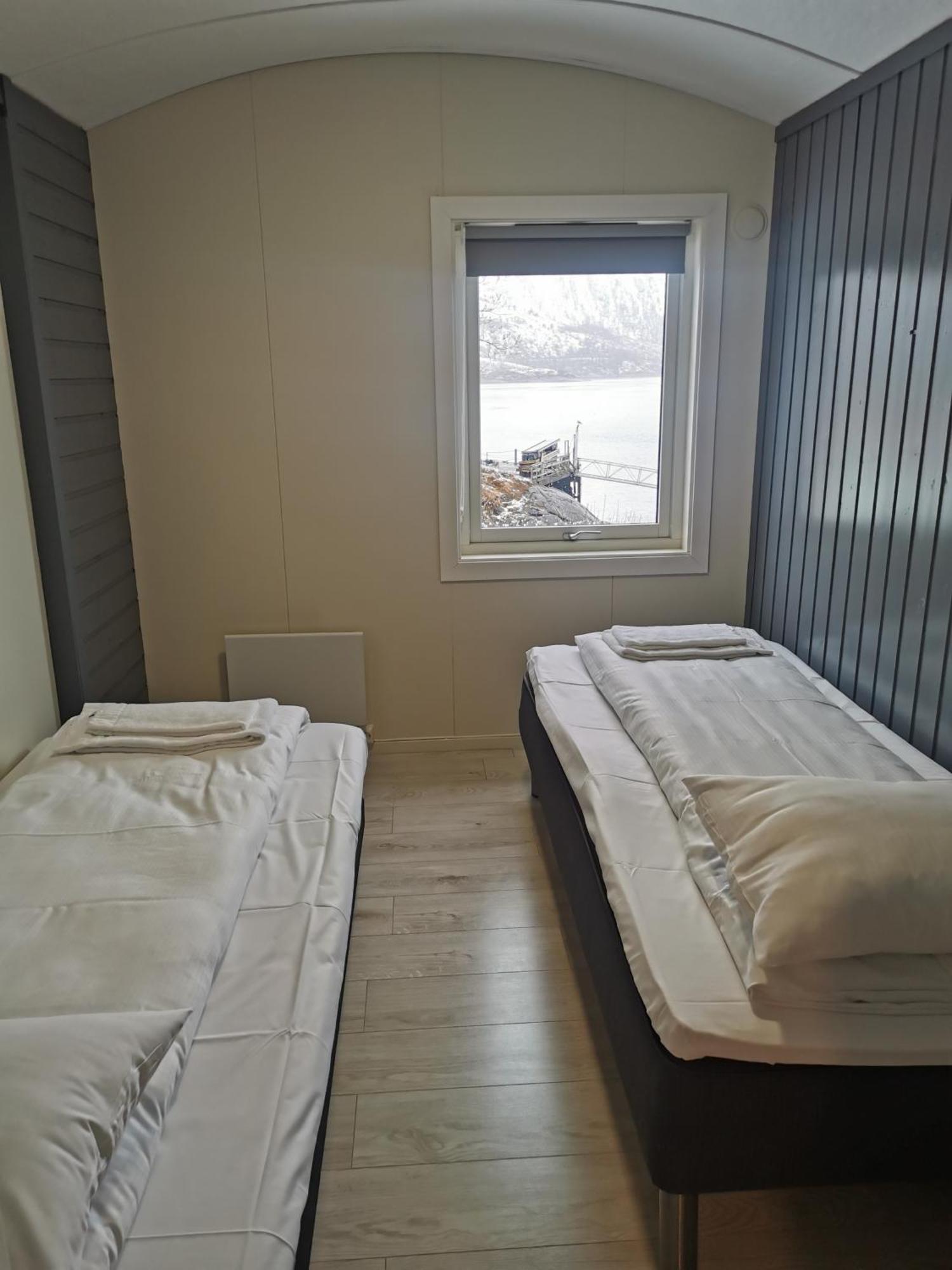 Polar Spot Camping Hotell Nygardsjoen Rom bilde